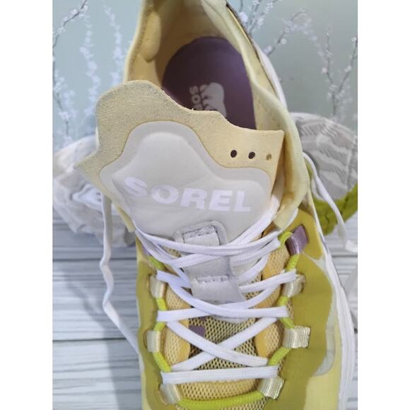 Sorel Kinetic Breakthru Tech Lace Yellow Womens SZ 8.5 Women's Running Shoes - Picture 4 of 9